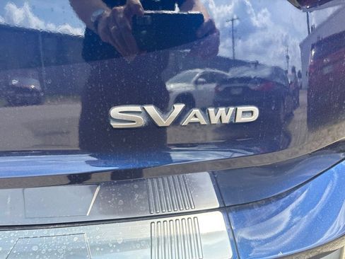 Used 2024 Nissan Rogue SV AWD/4WD image 4