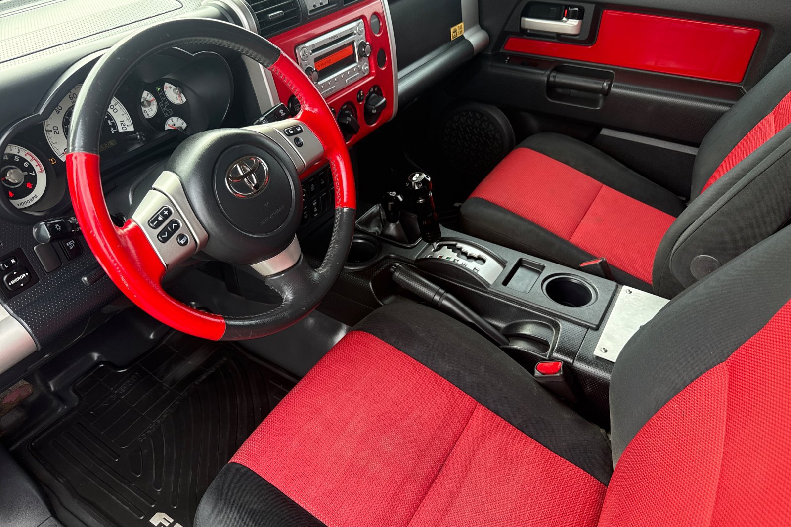 Used 2012 Toyota FJ Cruiser 4WD w/ Trail Teams Special Edition image 9