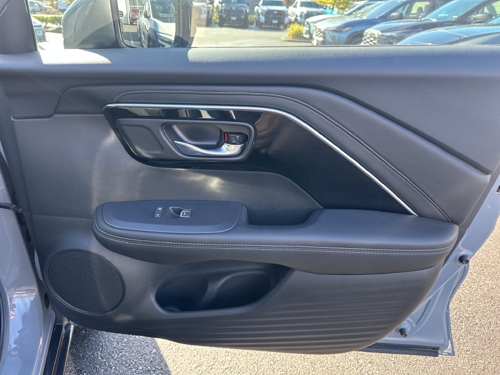 Used 2025 Acura ADX AWD image 16