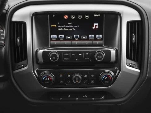Used 2017 GMC Sierra 1500 SLE w/ SLE Value Package AWD/4WD image 13