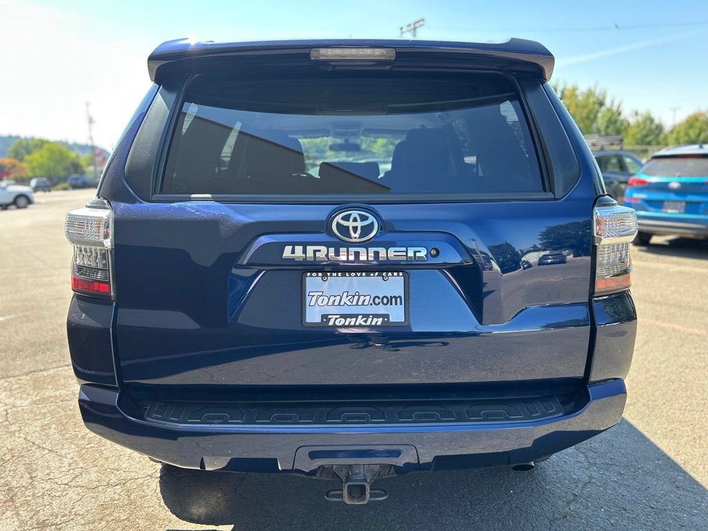 Used 2019 Toyota 4Runner SR5 AWD/4WD image 7