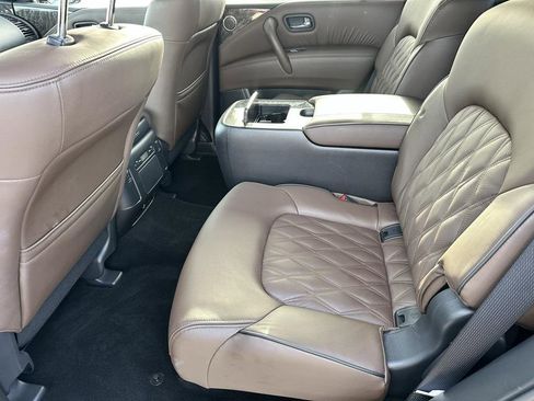 Used 2024 Nissan Armada Platinum w/ Captain's Chairs Package image 7