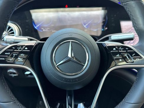 Certified 2023 Mercedes-Benz EQS 580 4MATIC Sedan image 17