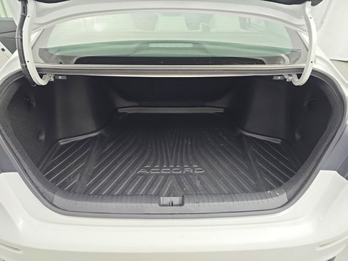 Used 2023 Honda Accord EX image 12