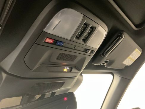 New 2026 Subaru Crosstrek 2.5i Wilderness image 21