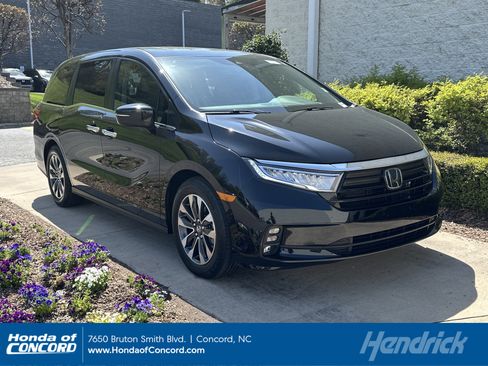 Certified 2023 Honda Odyssey EX-L image 1