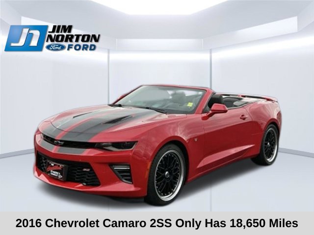 Used 2016 Chevrolet Camaro SS RWD image 9