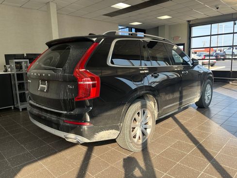 Used 2016 Volvo XC90 T6 Momentum w/ Protection Package Plus AWD/4WD image 4