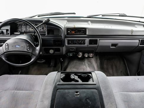 Used 1997 Ford F350 XLT image 17