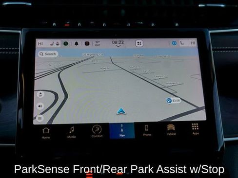 Used 2023 Jeep Grand Cherokee Limited w/ Luxury Tech Group II image 18