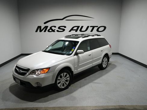 Used 2009 Subaru Outback 2.5i Limited image 23