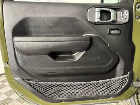 Used 2023 Jeep Gladiator Sport AWD/4WD image 38