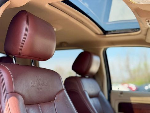 Used 2014 Ford F150 King Ranch w/ King Ranch Luxury Package AWD/4WD image 18