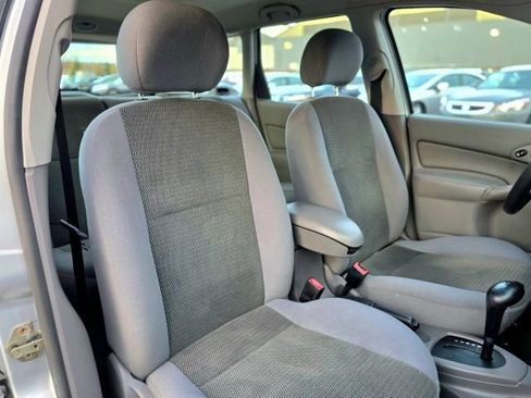 Used 2004 Ford Focus SE image 26
