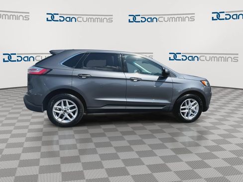 Used 2024 Ford Edge SEL AWD/4WD image 9