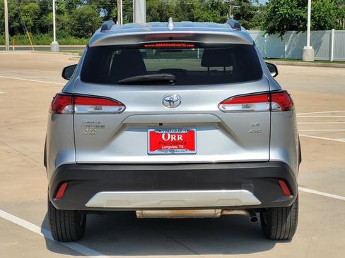 Used 2023 Toyota Corolla Cross LE AWD/4WD image 5