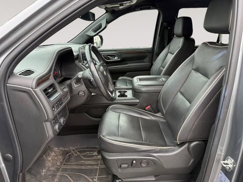 Used 2021 Chevrolet Tahoe Premier AWD/4WD image 2