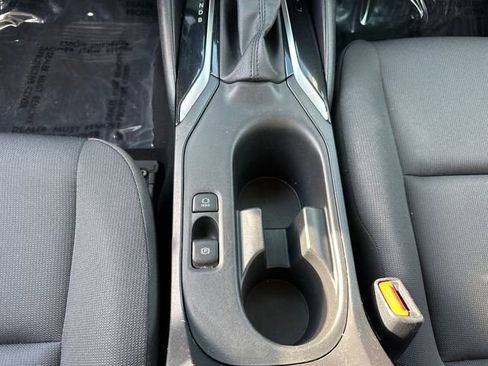 Used 2024 Toyota Corolla LE FWD image 25