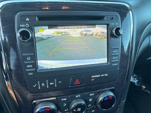 Used 2017 Buick Enclave Leather AWD/4WD image 22