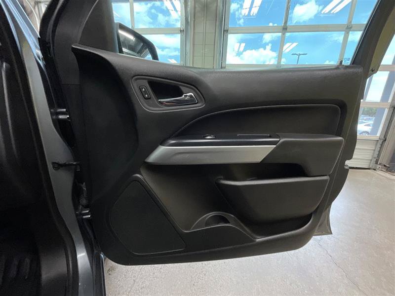 Used 2022 Chevrolet Colorado LT w/ Fleet Safety Package RWD image 20