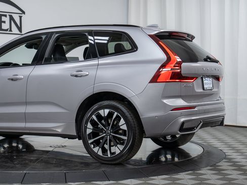 New 2026 Volvo XC60 B5 Plus w/ Protection Package Premier AWD/4WD image 29