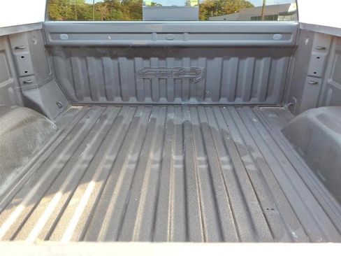 Used 2024 GMC Sierra 1500 AT4 w/ Technology Package AWD/4WD image 6
