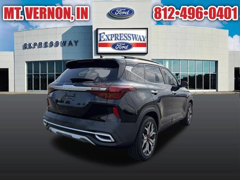 Used 2022 Kia Seltos SX w/ Sunroof Package AWD/4WD image 6
