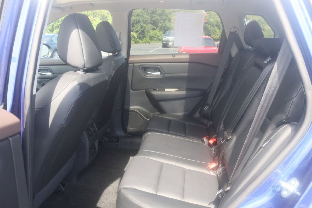 Used 2023 Nissan Rogue SV w/ SV Premium B Package AWD/4WD image 22