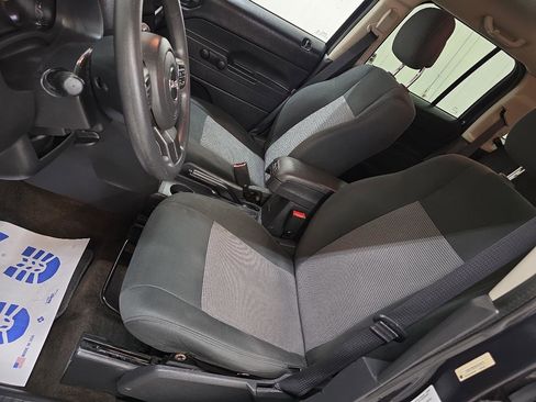 Used 2014 Jeep Patriot Sport image 23