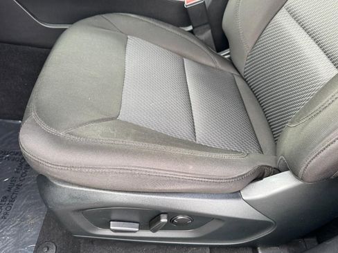 Used 2022 Ford Explorer XLT w/ Class IV Trailer Tow Package image 16