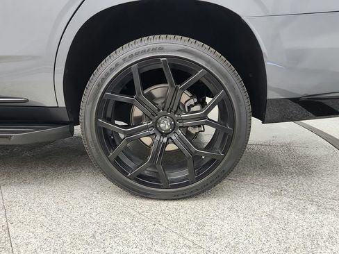Used 2021 Cadillac Escalade Sport w/ LPO, ONYX Package AWD/4WD image 15
