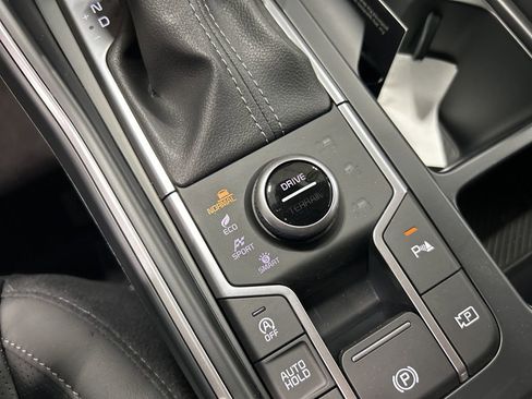 New 2026 Kia Sorento S AWD/4WD image 24