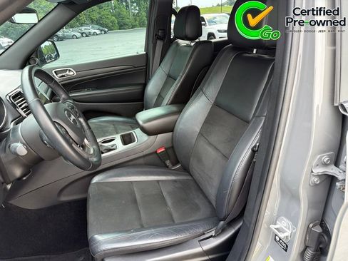 Certified 2021 Jeep Grand Cherokee Laredo X AWD/4WD image 42