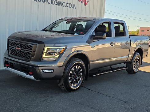 Used 2021 Nissan Titan PRO-4X w/ Off Road Protection Package image 3