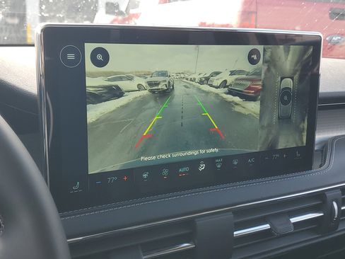 New 2026 Lincoln Corsair Premiere image 20