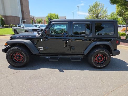 Used 2018 Jeep Wrangler Unlimited Sport S AWD/4WD image 4