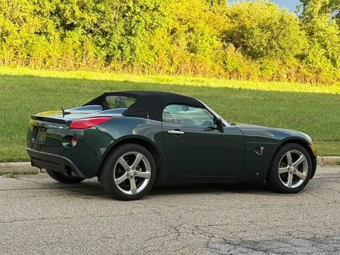 Used 2009 Pontiac Solstice GXP w/ Premium Package RWD image 9