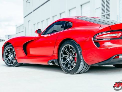 Used 2014 SRT Viper GTS w/ GTS Laguna Interior Package RWD image 54
