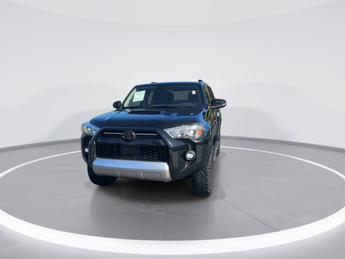 Used 2021 Toyota 4Runner TRD Off-Road Premium w/ Moonroof Package image 3