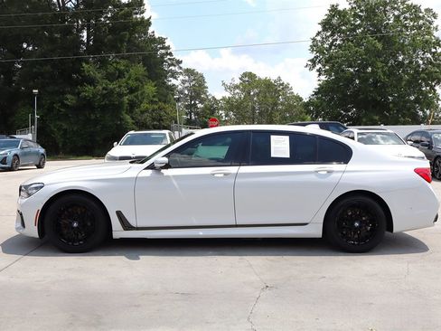 Used 2016 BMW 750i xDrive AWD/4WD image 4
