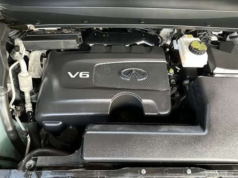 Used 2019 INFINITI QX60 Luxe w/ Essential Package image 18