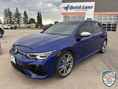 Used 2024 Volkswagen Golf R image 1