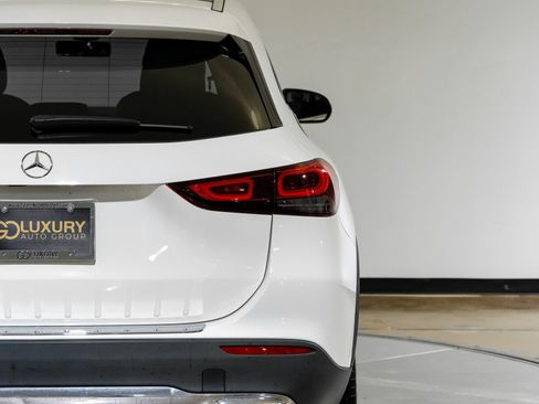 Used 2023 Mercedes-Benz GLA 250 w/ Premium Package image 47