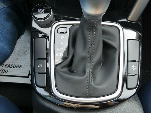 Used 2024 Kia Seltos S image 23