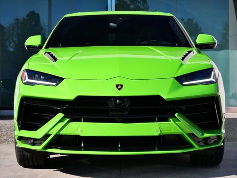 Used 2023 Lamborghini Urus S image 5