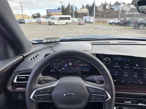 New 2026 Chevrolet Traverse Z71 w/ Driver Confidence Package image 13