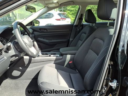 New 2026 Nissan Altima 2.5 SV AWD/4WD image 9