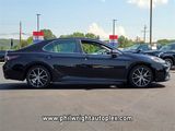 Used 2023 Toyota Camry SE image 2