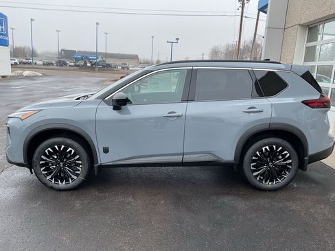 New 2026 Nissan Rogue SV image 8