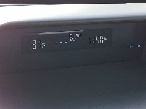 Used 2022 Subaru Forester image 26